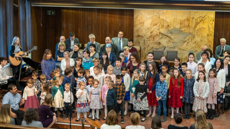 464066998_862715572615366_2748004795152116753_n